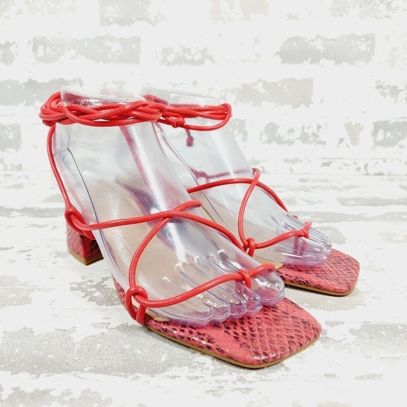 Marc Fisher Jacinda Red Snakeskin Mixed Leather Ankle-Tie Sandals D6 - Picture 4 of 10